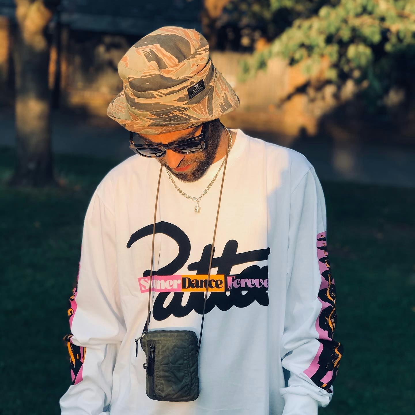 EVM128 rocking Patta gear promoting the <i>Forever – 10 Years</i> compilation.